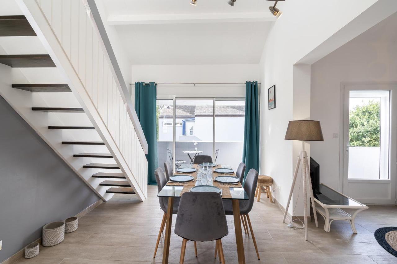 Ty Treustel Apartment Combrit Bagian luar foto