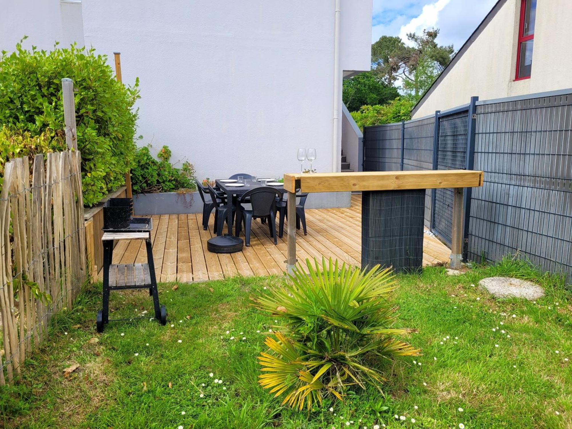 Ty Treustel Apartment Combrit Bagian luar foto
